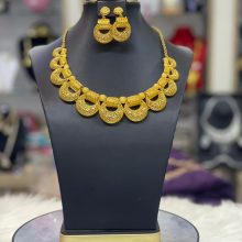 FASHION GOLD-PLATED NECKLACE