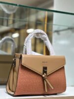 9fc922c7-12db-481c-b3b7-a4cecaafa6b4 (1)