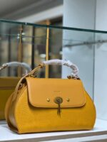 cb93d916-5d35-46e1-a0fc-9340aa4f8832 - Copy